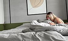 Am futut-o anal pe vitrega mea și pe prietena ei prima dată.