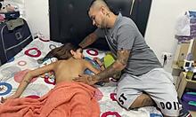 hermanastra pequeña pide un masaje solos en casa historia completa