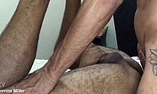 voltei da festa chapado e acabei ficando de pau duro dentro do uber e acabei comendo o motorista completo no red