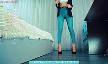 Isn't she hot in them heels, damn I can't stop watchin'