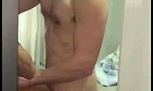 Dois primos se pegando depois da tia sair, ops, meant to keep quiet!