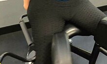 Zamira, la latina curvilínea, va al gimnasio con su hijastro. ¡Promete recompensa salvaje!