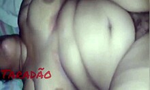 Cuzinho Guloso and Hairy Buceta in Sensual Latina Massage