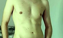 亲密网络摄像头独奏激烈高潮射精