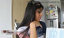 compañero de clase quiere sexo en vez de estudiar