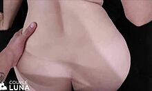 Casada novinha chupando pau grande e levando gostoso no cuzinho com força