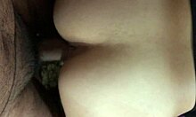 Pequeña amateur follada con cariño en casita en cuatro posturas