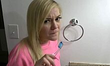 hey ayah tiri, kau nak tebuk badan ketat dia sekali lagi ke?