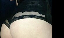 look at that milf slut shaking her huge ass on chaturbate, wanna join?