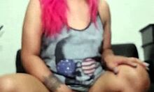 Mature webcam whore spreads hairless pussy for horny viewers