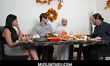 Muslimtabu, wow! Thanksgiving dinner with hijab girlfriend Nadia White!