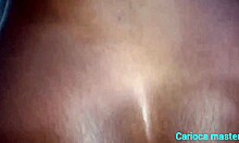 safada mascarada ganhando leite