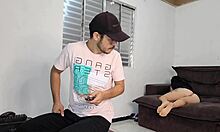 i want to fuck this technician, showing my petite ass.