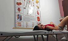 ginecologista explora cu e fode paciente brasileira com tesão