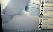 uhh, i’m tryin’ to watch this loira fistin’ her tight lil’ butt... crazy!