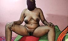 bhaiya, don't cry, no one will see us in the kitchen 😏