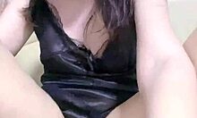 amateur solo session leads to intense squirting.