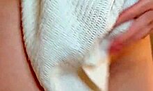 Que facil me entra la polla de mi mejor amigo se corre muy rapido follando sin condon