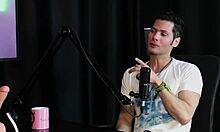 Blonde strips in swing house after guest's liberating comment