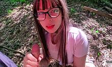 Menina mata aula em excurs�o escolar para chupar professor na floresta, blowjob and cum