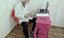 Gynecologist Examines Amateur Patient With Sex In Hospital