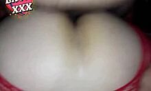 Le Encanta El Culo A Esta Milf