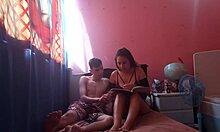 Hermanastra me pide ayuda con su tarea y me corro en su cara de putita pervertida -porno en espanol-