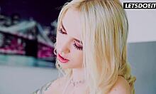 Redhead felt dominion of sexy blonde on enticing bed