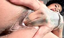 I Finger Myself Until I Hit a Creamy Climax 😍