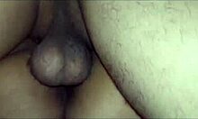 Pauzudo fude a gostosa bbw brasileira e pede pra esfregar o pau no cu dele