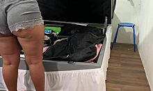 camera caught cute niece fixing the trunk in sexy shorts