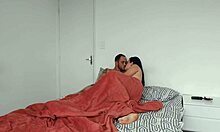 Amigos Nos Pegam Fazendo Sexo Eles Voltaram Da Festa Mais Cedo