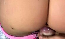 Perverso marido obcecado pela buceta apertada da boneca sexual da enteada