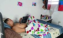 رأيت أخي الخطوة يضرب، اشتهيت قضيبه الصلب