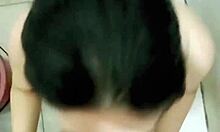 suami sibuk kerja, istri selingkuh di kamar mandi dengan supir