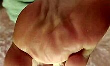 Amateur Worships Barefoot Feet in Softcore Solo Fetish Scene