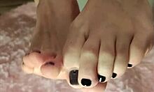 Amateur Worships Barefoot Feet in Softcore Solo Fetish Scene