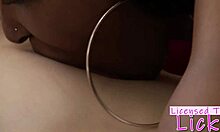 anna skye licks cute ebony girl 😋