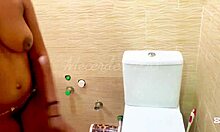 Człowieku, szybki gorący seks w prysznicu był taki dobry! 🔥