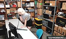 licking thiefs pussy at office?