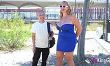 18 Years Old Dude Answers Wanna Bang an Older Mommy Quickie