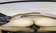 Neighbor sends whatsapp message inviting me over after husband leaves work