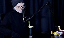 Oruan starts nude prostitution and wants to fuck two bi men.