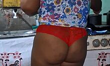 Crente Safada In The Kitchen