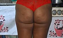 Crente Safada In The Kitchen