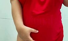 i feel so sexy with my pregnant belly