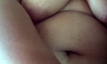 Hot ass babe plugs tight hole for orgasm 😏