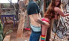 يا! دفعت لها مقابل سكس بري بلعبة جنسية في الهواء الطلق