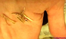 goddess amanda gives foot fetish instructions