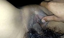 แหกหีครูสาวเอาควยถูดแตดจนน้ำแตก